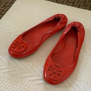 Tory Burch Vibrant dark orange to redFlats